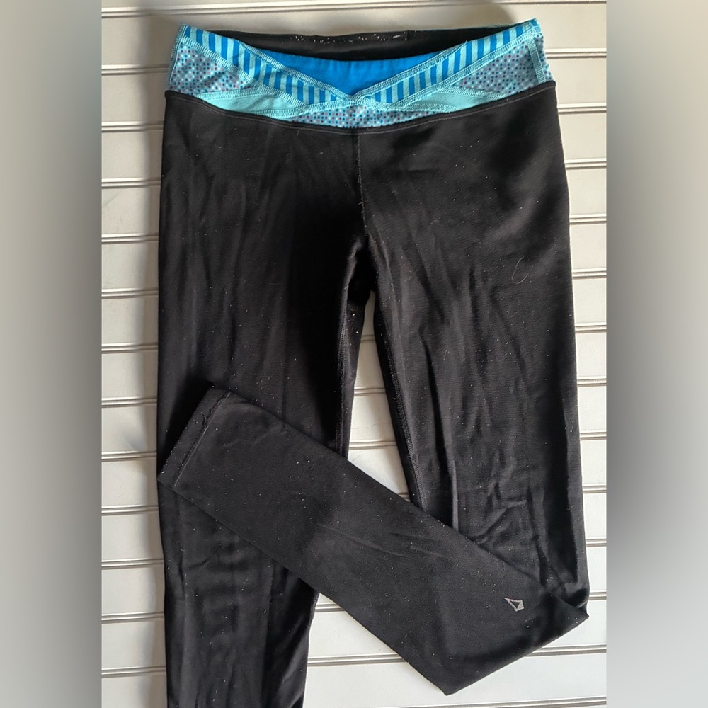 IVIVVA by LULULEMON girls size 14 leggings